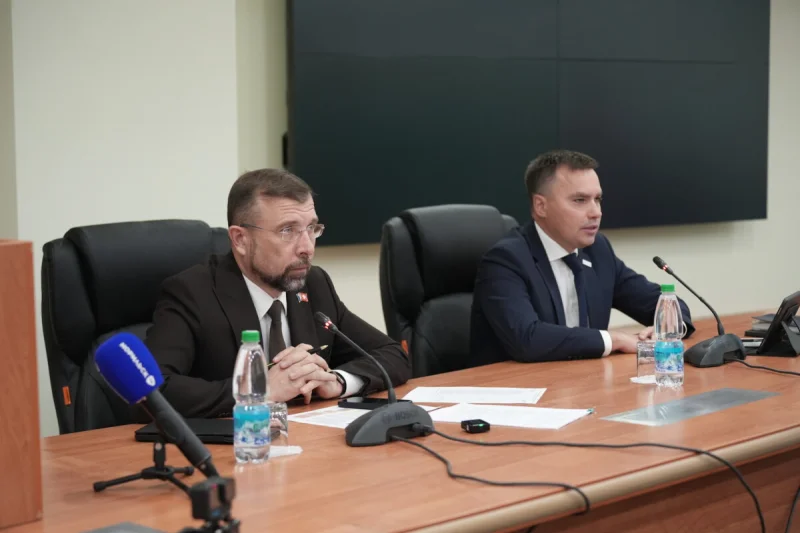 Первая после летних каникул сессия городского совета депутатов состоялась в Норильске